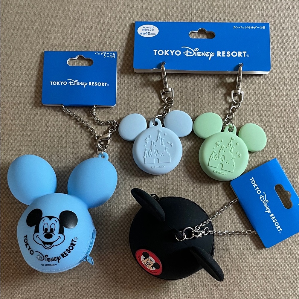Tokyo Disney Mickey Mouse Keychain and coin purse Set